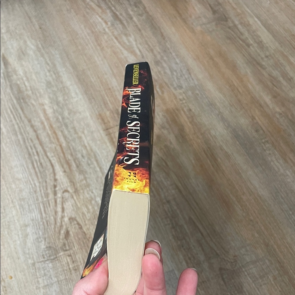 Blade of Secrets by Tricia Levenseller - Fiery Fantasy Paperback - Picture 5 of 5